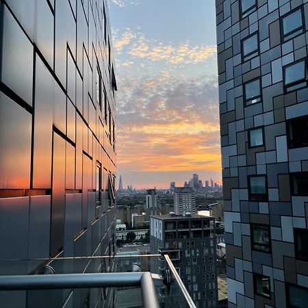 Apartment In Canary Wharf Лондон Екстер'єр фото