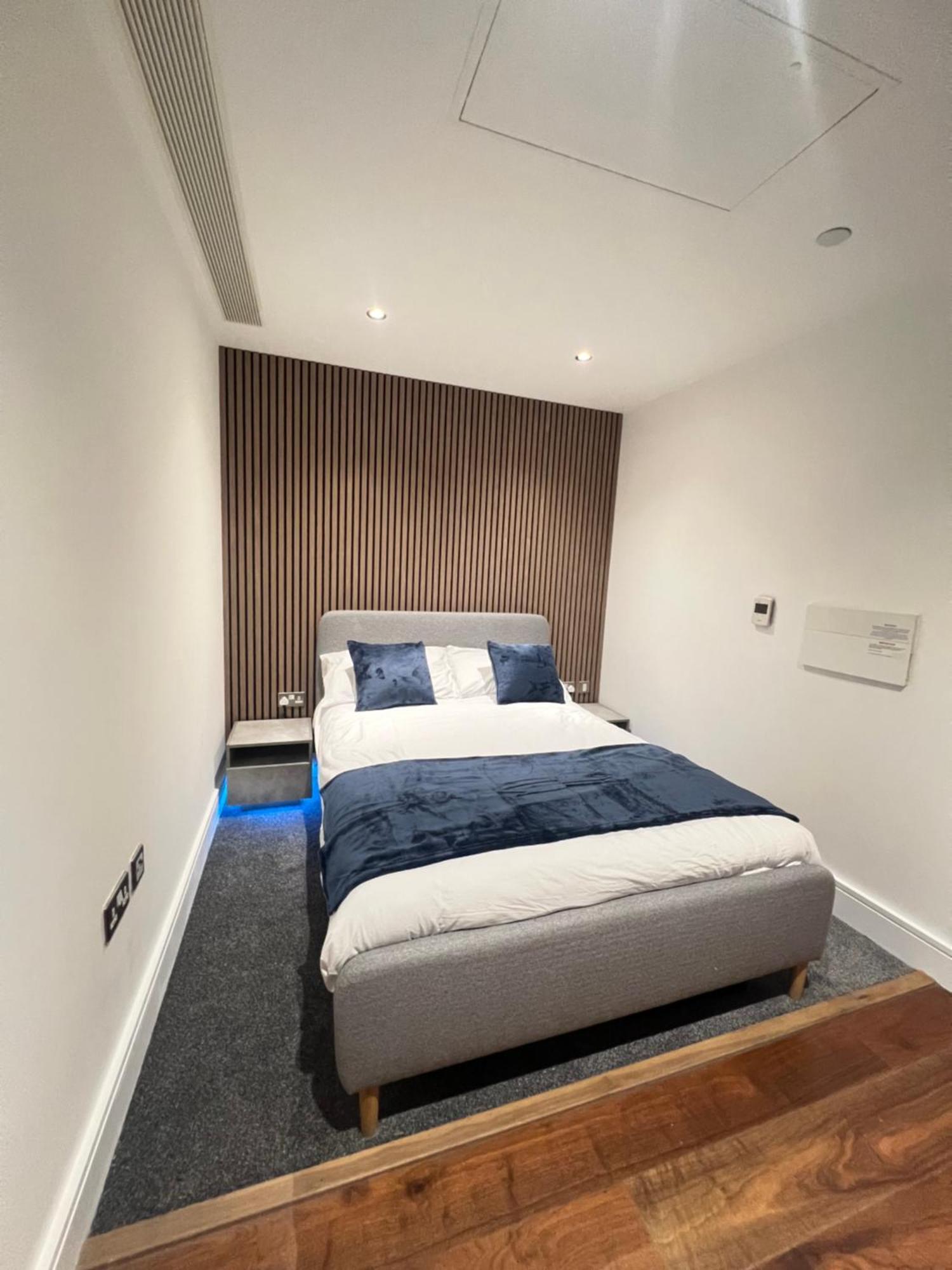 Apartment In Canary Wharf Лондон Екстер'єр фото